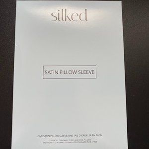 Silked Satin Pillow Sleeve